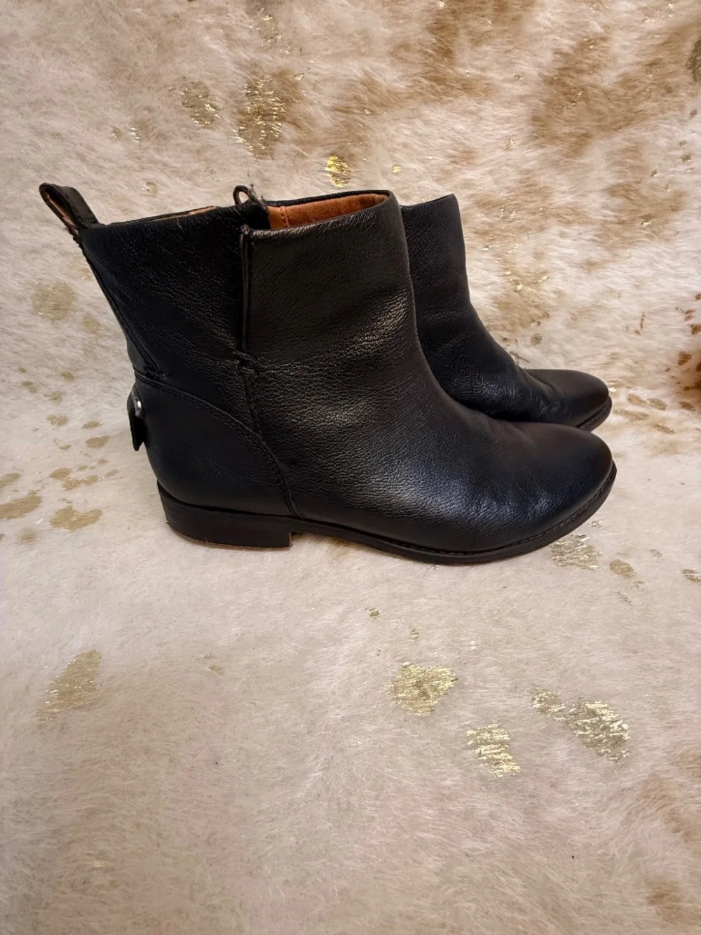 Franco Sarto Black‎ Leather Ankle Boots Size 9.5 / 40.5 – Sleek Zip Booties